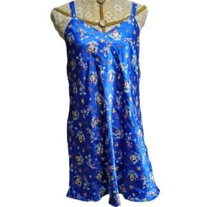 Vintage 90s Looney Tunes blue satin Christmas nightie‎ cami